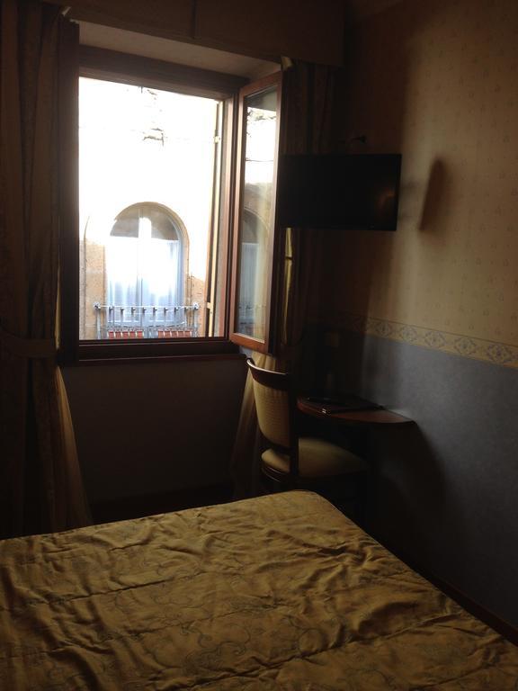 Hotel Filippeschi Orvieto Luaran gambar