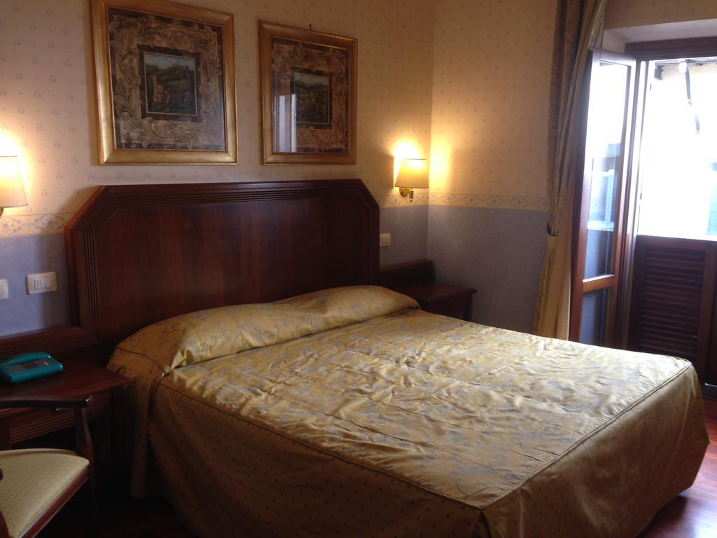 Hotel Filippeschi Orvieto Luaran gambar